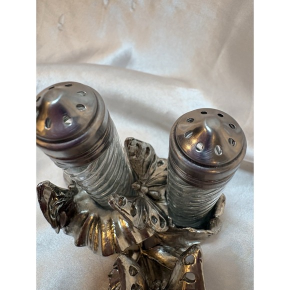 Arthur Court Butterfly Base With Salt and Pepper Shaker Set - Picture 4 of 8